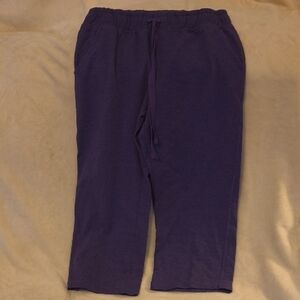 Stylish Women's Purple Capris